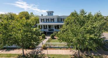 2010 FALL HILL AVE, FREDERICKSBURG, Virginia 22401, 5 Bedrooms Bedrooms, 12 Rooms Rooms,5 BathroomsBathrooms,Residential,For sale,2010 FALL HILL AVE,VAFB2006776 MLS # VAFB2006776