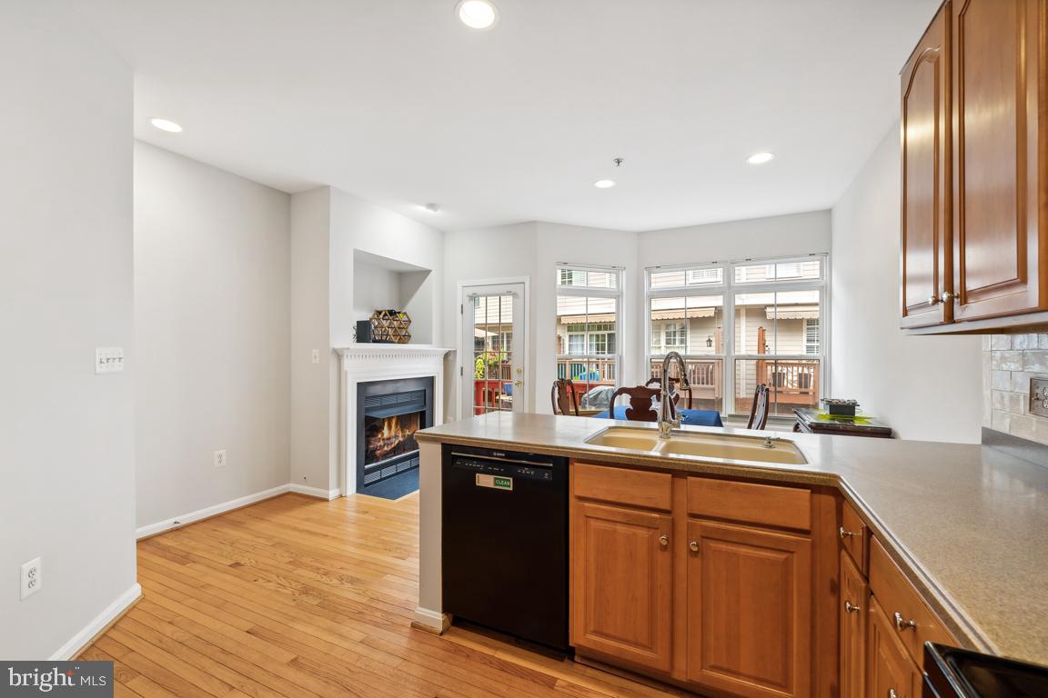 178 MARTIN LN, ALEXANDRIA, Virginia 22304, 2 Bedrooms Bedrooms, ,2 BathroomsBathrooms,Residential,For sale,178 MARTIN LN,VAAX2038358 MLS # VAAX2038358