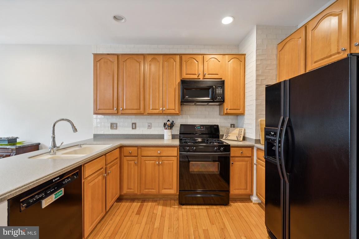 178 MARTIN LN, ALEXANDRIA, Virginia 22304, 2 Bedrooms Bedrooms, ,2 BathroomsBathrooms,Residential,For sale,178 MARTIN LN,VAAX2038358 MLS # VAAX2038358