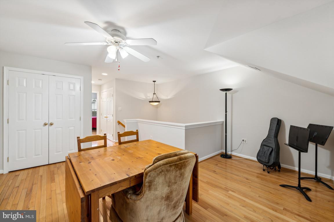 178 MARTIN LN, ALEXANDRIA, Virginia 22304, 2 Bedrooms Bedrooms, ,2 BathroomsBathrooms,Residential,For sale,178 MARTIN LN,VAAX2038358 MLS # VAAX2038358