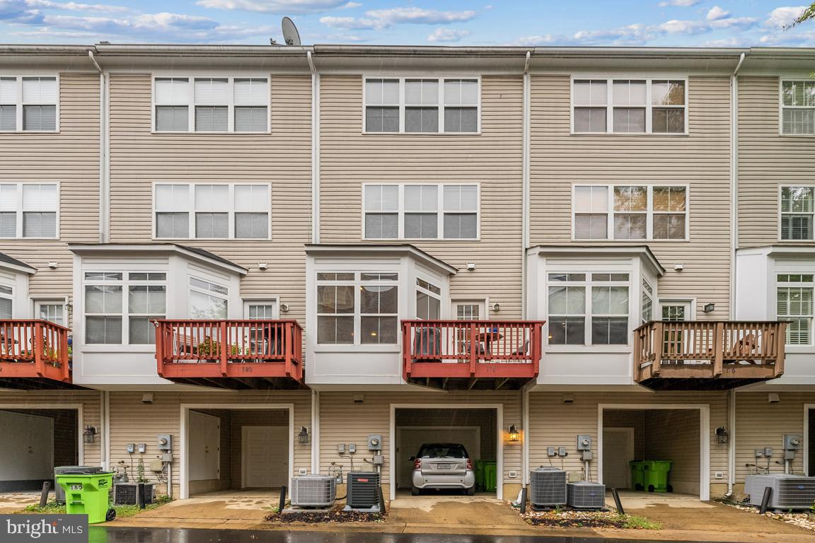 178 MARTIN LN, ALEXANDRIA, Virginia 22304, 2 Bedrooms Bedrooms, ,2 BathroomsBathrooms,Residential,For sale,178 MARTIN LN,VAAX2038358 MLS # VAAX2038358