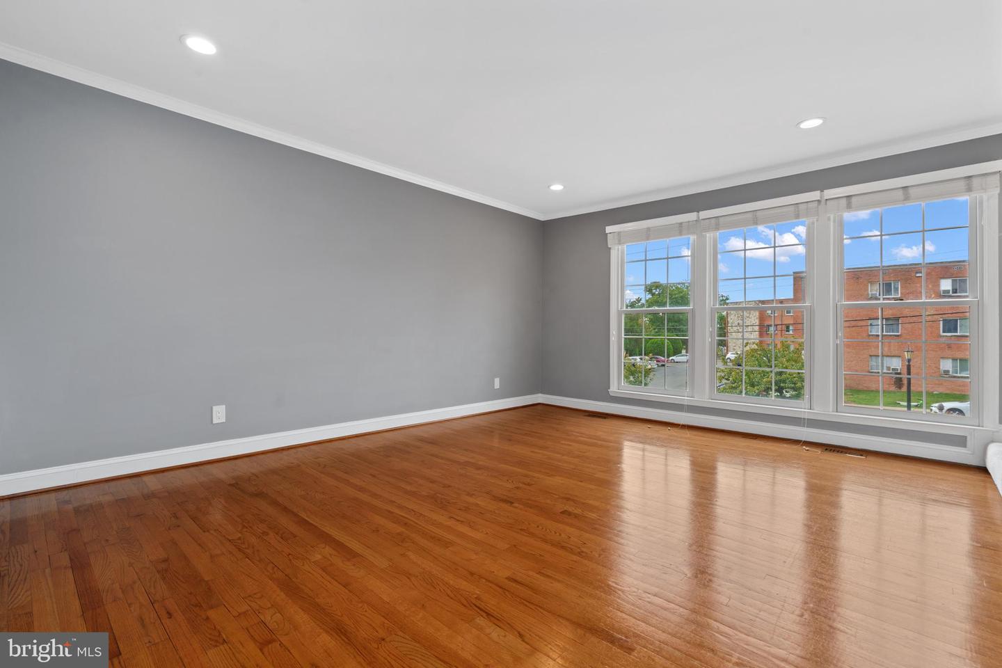 7 HERBERT ST, ALEXANDRIA, Virginia 22305, 3 Bedrooms Bedrooms, ,2 BathroomsBathrooms,Residential,For sale,7 HERBERT ST,VAAX2038628 MLS # VAAX2038628