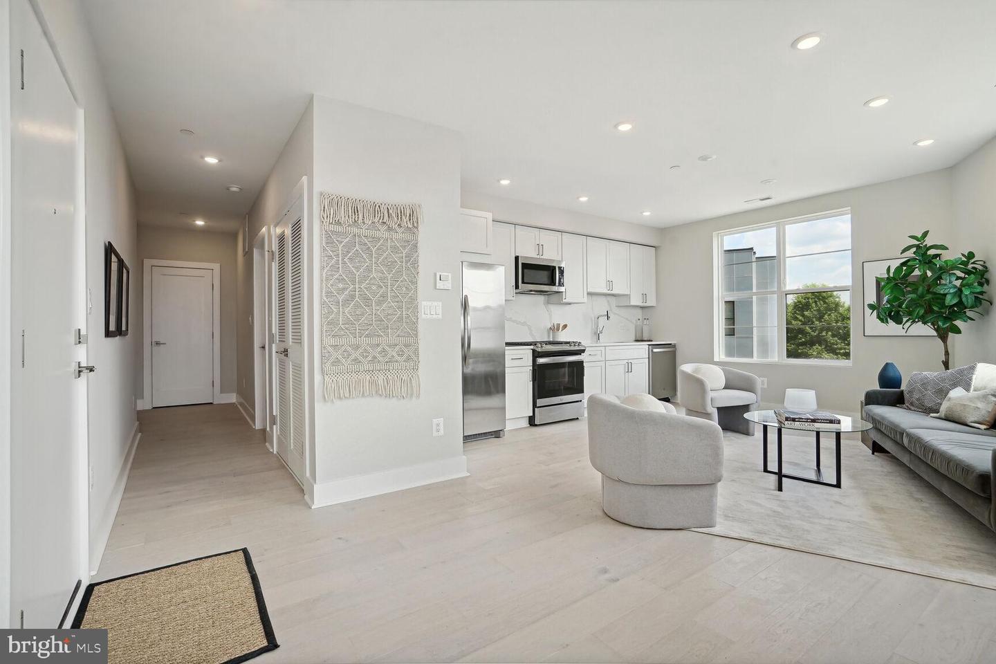 901 19TH ST NE #11, WASHINGTON, District Of Columbia 20002, 1 Bedroom Bedrooms, ,1 BathroomBathrooms,Residential,For sale,901 19TH ST NE #11,DCDC2162824 MLS # DCDC2162824