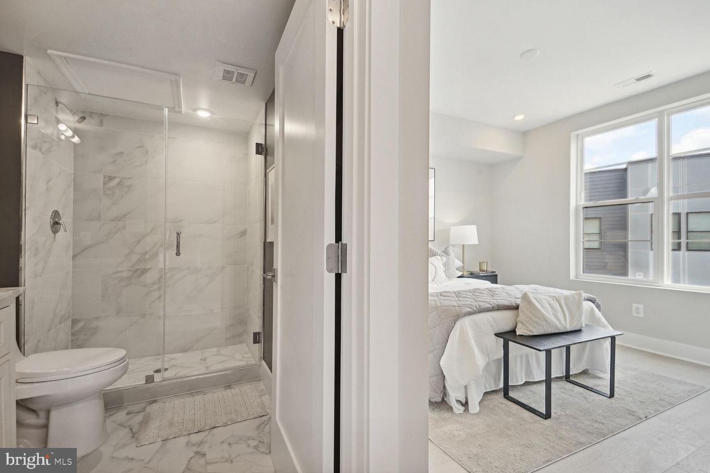 901 19TH ST NE #PH1, WASHINGTON, District Of Columbia 20002, 1 Bedroom Bedrooms, ,1 BathroomBathrooms,Residential,For sale,901 19TH ST NE #PH1,DCDC2162830 MLS # DCDC2162830