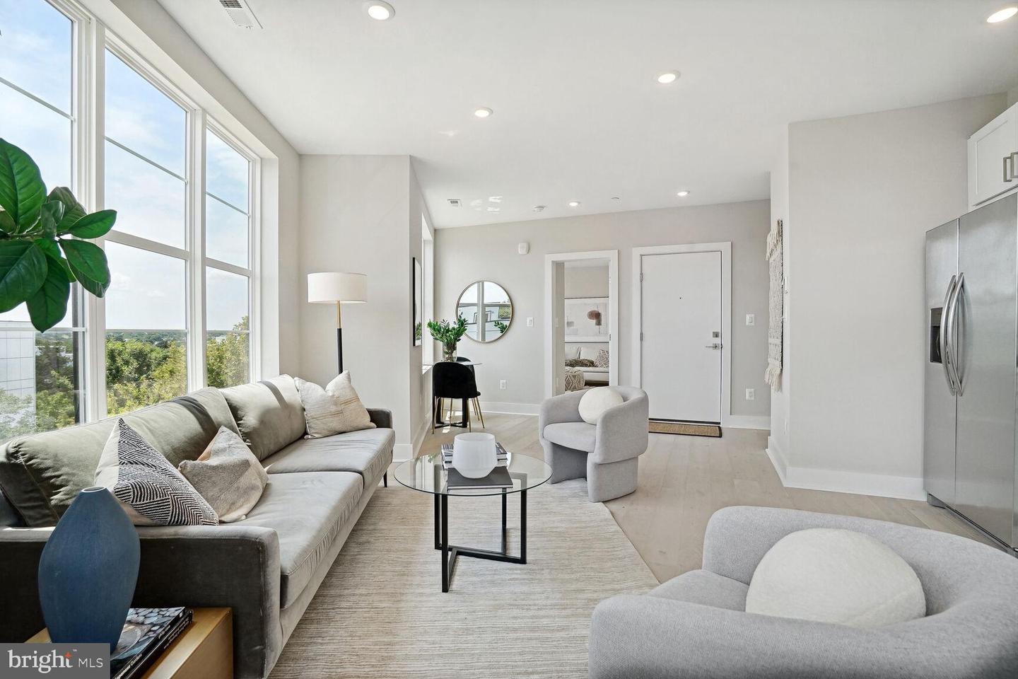 901 19TH ST NE #PH1, WASHINGTON, District Of Columbia 20002, 1 Bedroom Bedrooms, ,1 BathroomBathrooms,Residential,For sale,901 19TH ST NE #PH1,DCDC2162830 MLS # DCDC2162830