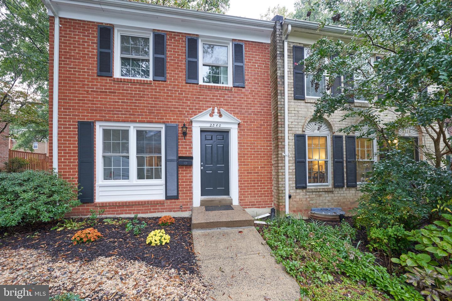 2340 HORSEFERRY CT, RESTON, Virginia 20191, 4 Bedrooms Bedrooms, ,2 BathroomsBathrooms,Residential,For sale,2340 HORSEFERRY CT,VAFX2203802 MLS # VAFX2203802