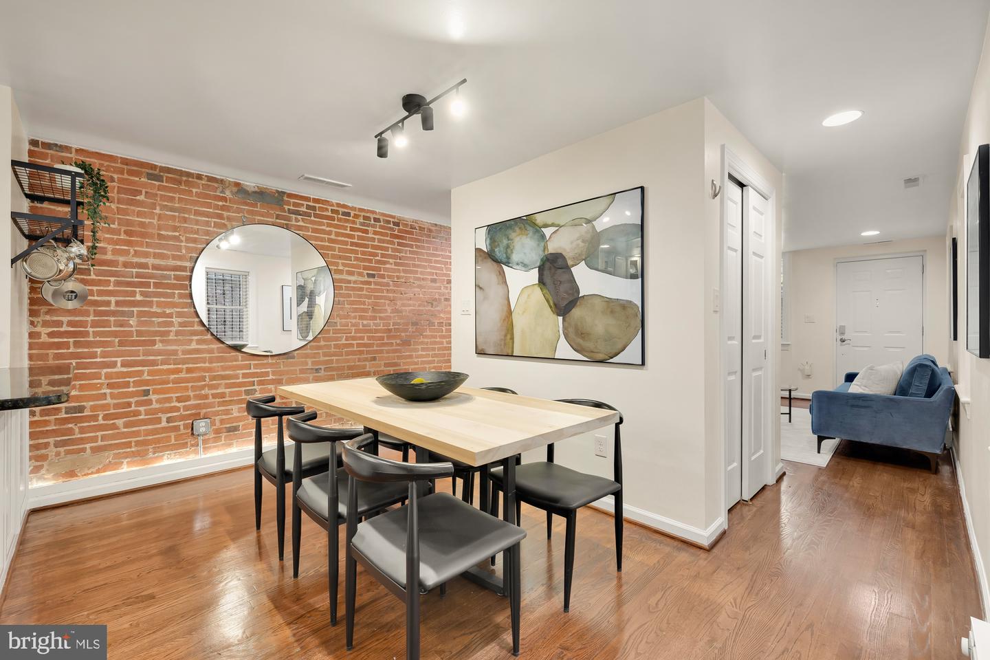 1313 NW RHODE ISLAND AVE NW #D, WASHINGTON, District Of Columbia 20005, 2 Bedrooms Bedrooms, ,2 BathroomsBathrooms,Residential,For sale,1313 NW RHODE ISLAND AVE NW #D,DCDC2162518 MLS # DCDC2162518