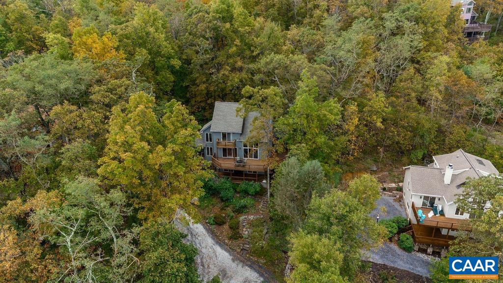 130 CHESTNUT PL, WINTERGREEN RESORT, Virginia 22967, 4 Bedrooms Bedrooms, ,2 BathroomsBathrooms,Residential,For sale,130 CHESTNUT PL,657471 MLS # 657471