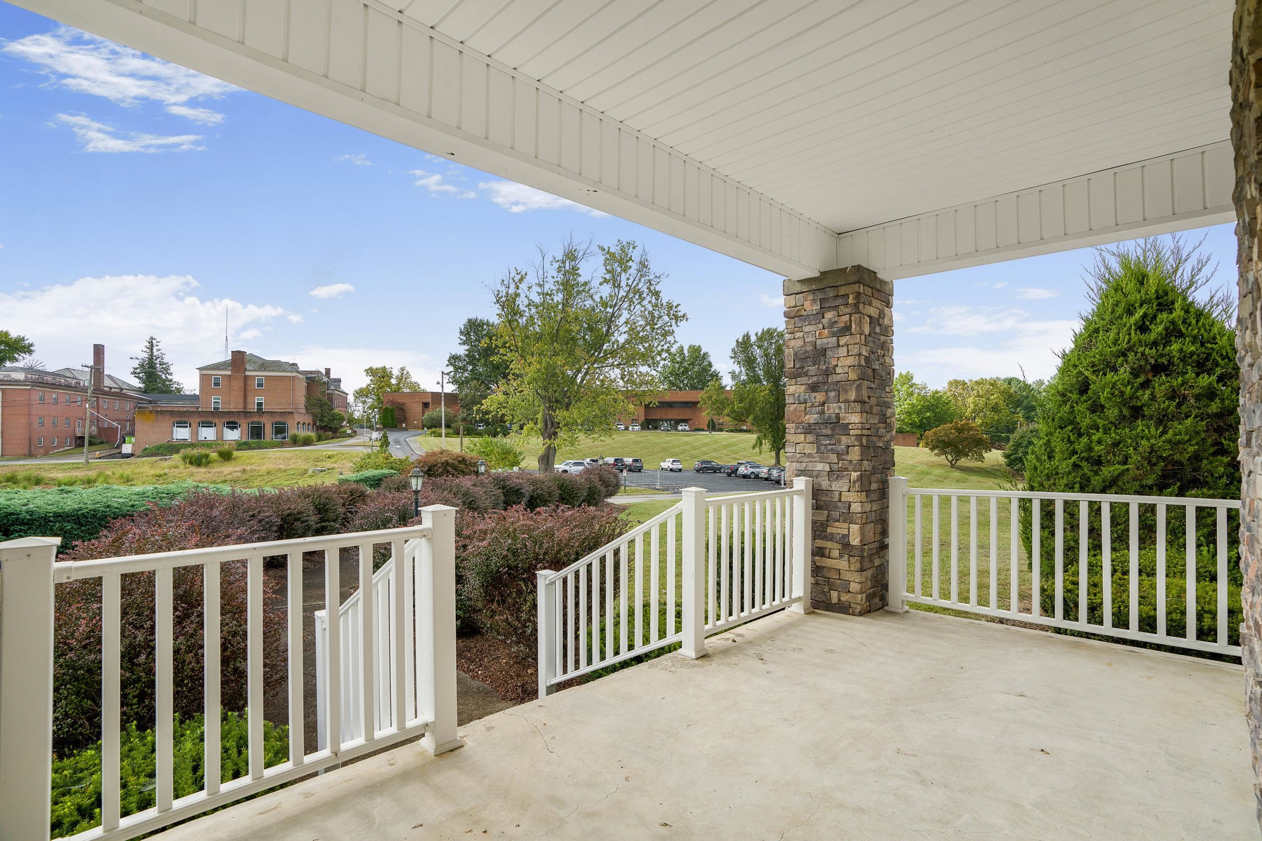 6245 UNIVERSITY PARK DR, RADFORD, Virginia 24141, ,Commercial,6245 UNIVERSITY PARK DR,657506 MLS # 657506