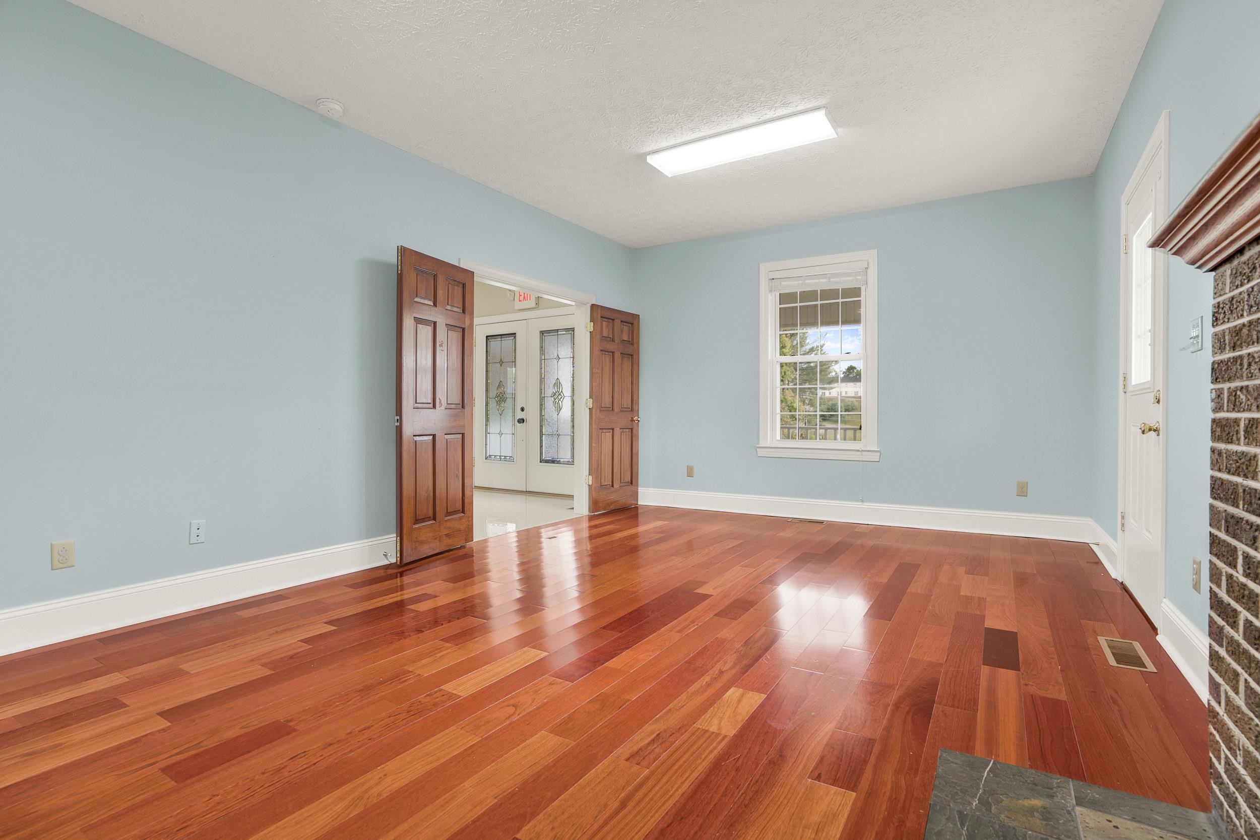 6245 UNIVERSITY PARK DR, RADFORD, Virginia 24141, ,Commercial,6245 UNIVERSITY PARK DR,657506 MLS # 657506