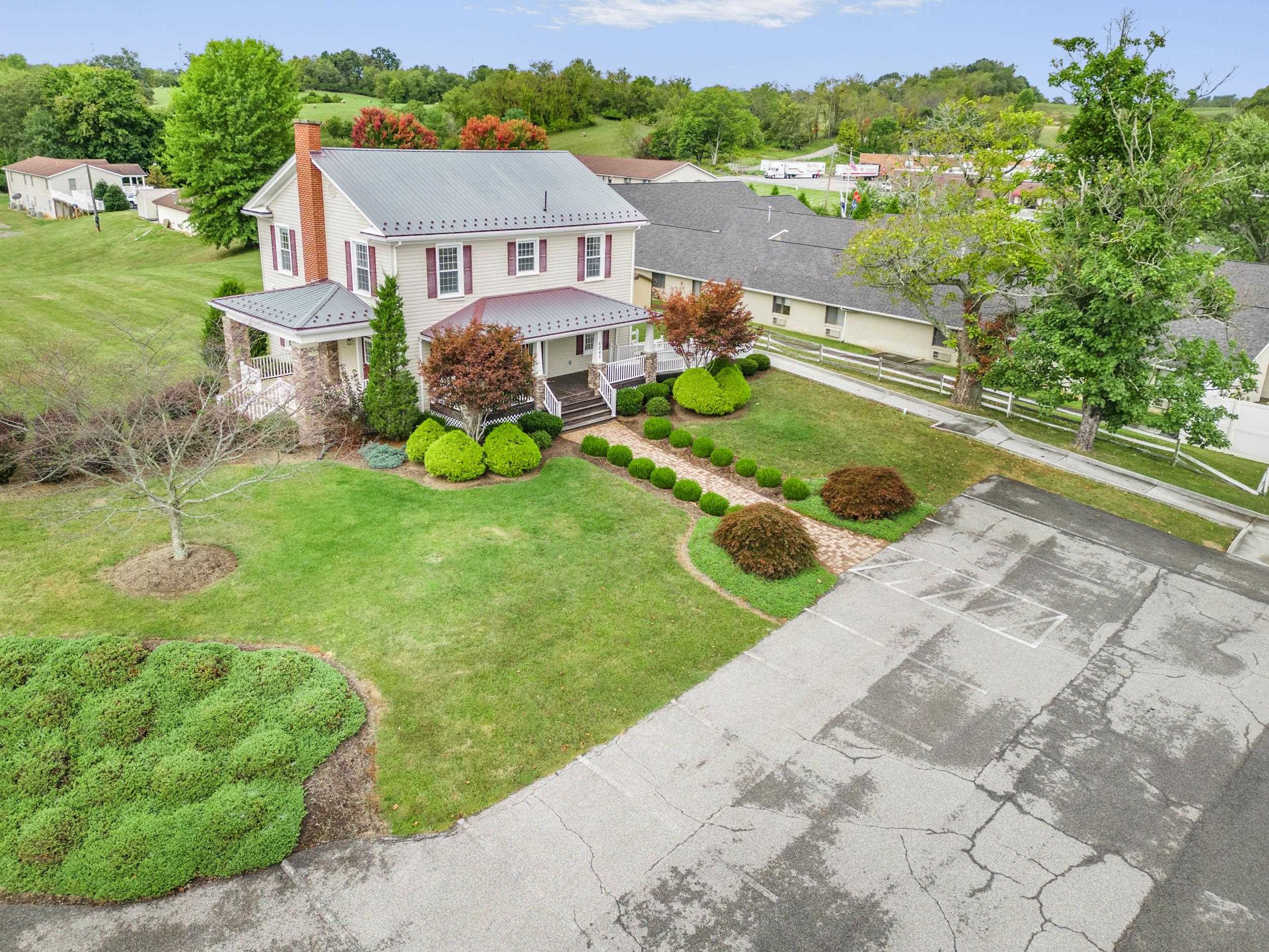 6245 UNIVERSITY PARK DR, RADFORD, Virginia 24141, ,Commercial,6245 UNIVERSITY PARK DR,657506 MLS # 657506