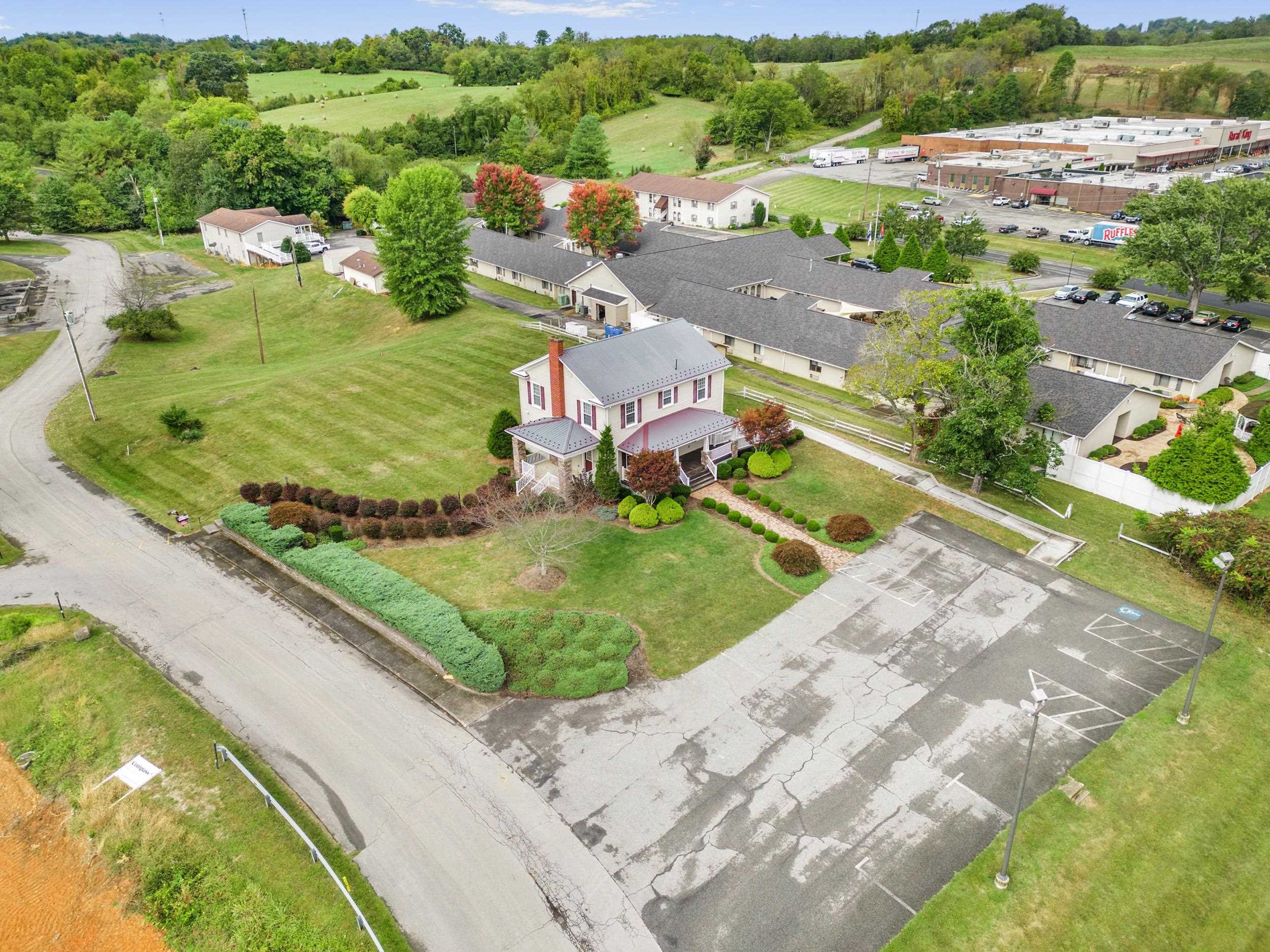 6245 UNIVERSITY PARK DR, RADFORD, Virginia 24141, ,Commercial,6245 UNIVERSITY PARK DR,657506 MLS # 657506