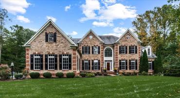 8825 LIBERTY OAKS PL, NOKESVILLE, Virginia 20181, 6 Bedrooms Bedrooms, ,5 BathroomsBathrooms,Residential,For sale,8825 LIBERTY OAKS PL,VAPW2080816 MLS # VAPW2080816