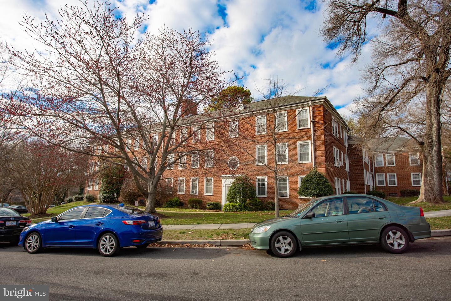 2825 31ST ST SE #A489, WASHINGTON, District Of Columbia 20020, 2 Bedrooms Bedrooms, ,1 BathroomBathrooms,Residential,For sale,2825 31ST ST SE #A489,DCDC2087850 MLS # DCDC2087850