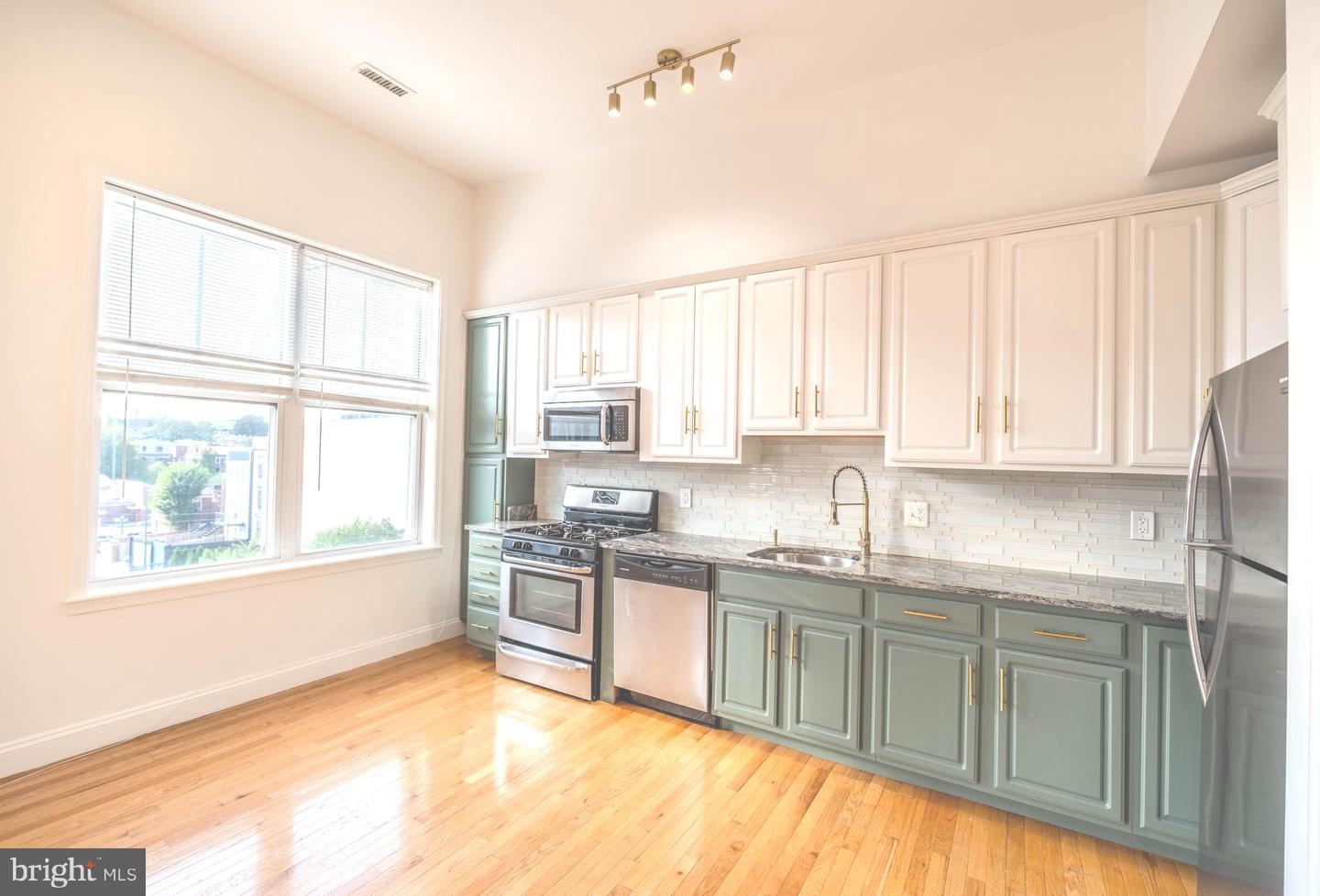 1629 L ST NE #305, WASHINGTON, District Of Columbia 20002, 1 Bedroom Bedrooms, ,1 BathroomBathrooms,Residential,For sale,1629 L ST NE #305,DCDC2137536 MLS # DCDC2137536