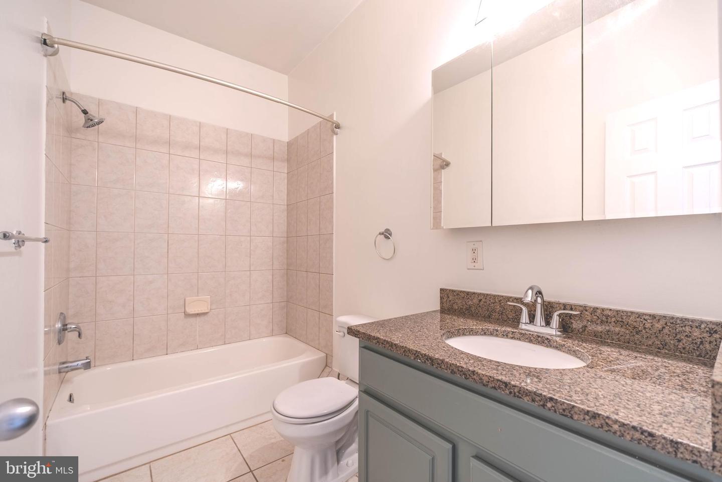 1629 L ST NE #305, WASHINGTON, District Of Columbia 20002, 1 Bedroom Bedrooms, ,1 BathroomBathrooms,Residential,For sale,1629 L ST NE #305,DCDC2137536 MLS # DCDC2137536