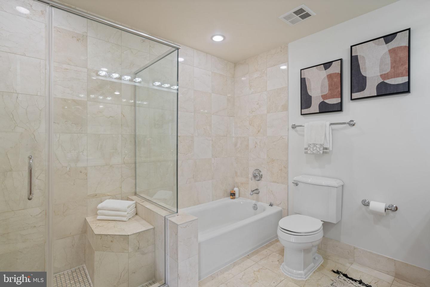 8220 CRESTWOOD HEIGHTS DR #1412, MCLEAN, Virginia 22102, 2 Bedrooms Bedrooms, ,2 BathroomsBathrooms,Residential,For sale,8220 CRESTWOOD HEIGHTS DR #1412,VAFX2199290 MLS # VAFX2199290