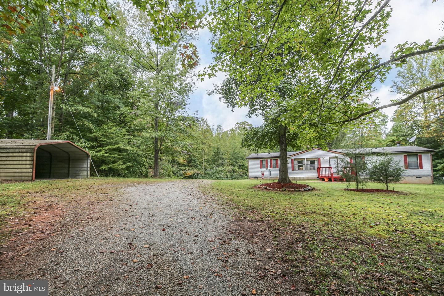 7946 CAMP TOWN RD, SPOTSYLVANIA, Virginia 22551, 3 Bedrooms Bedrooms, ,2 BathroomsBathrooms,Residential,For sale,7946 CAMP TOWN RD,VASP2027684 MLS # VASP2027684