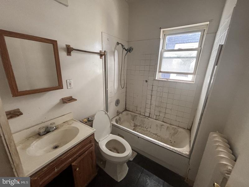 1528 E E ST SE, WASHINGTON, District Of Columbia 20003, 3 Bedrooms Bedrooms, ,1 BathroomBathrooms,Residential,For sale,1528 E E ST SE,DCDC2162626 MLS # DCDC2162626