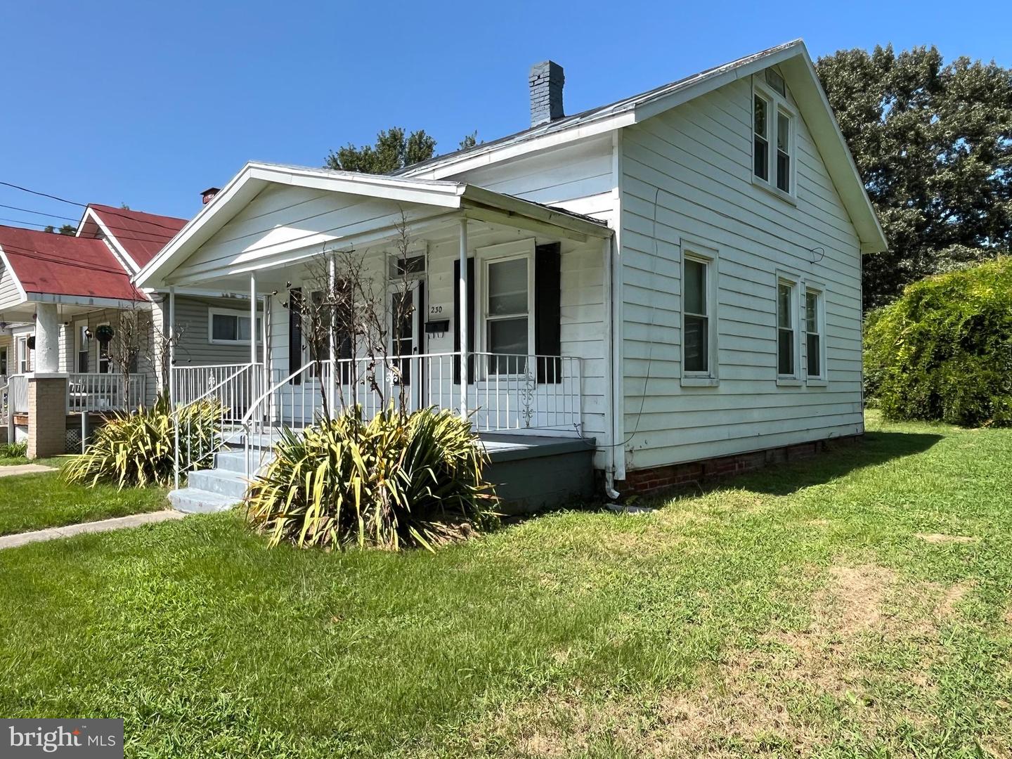 230 LAFAYETTE AVE, COLONIAL HEIGHTS, Virginia 23834, 2 Bedrooms Bedrooms, ,1 BathroomBathrooms,Residential,For sale,230 LAFAYETTE AVE,VACF2000902 MLS # VACF2000902