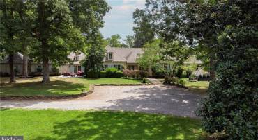 4048 BROAD STREET RD, GUM SPRING, Virginia 23065, 3 Bedrooms Bedrooms, 11 Rooms Rooms,2 BathroomsBathrooms,Residential,For sale,4048 BROAD STREET RD,VAGO2000282 MLS # VAGO2000282