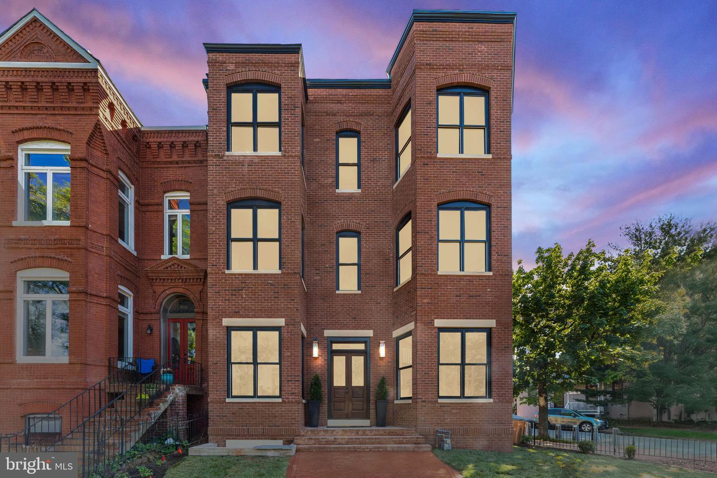 601 MASSACHUSETTS AVENUE NE, WASHINGTON, District Of Columbia 20002, 8 Bedrooms Bedrooms, ,5 BathroomsBathrooms,Residential,For sale,601 MASSACHUSETTS AVENUE NE,DCDC2163068 MLS # DCDC2163068