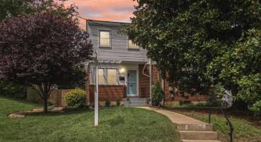 6902 UNIVERSITY DR, ALEXANDRIA, Virginia 22307, 2 Bedrooms Bedrooms, ,1 BathroomBathrooms,Residential,For sale,6902 UNIVERSITY DR,VAFX2196026 MLS # VAFX2196026