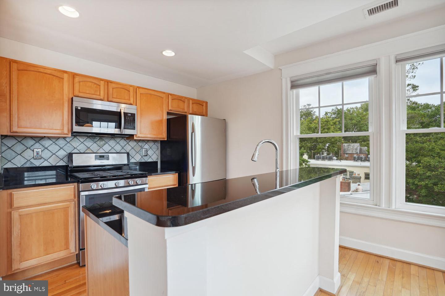 2902 PORTER ST NW #54, WASHINGTON, District Of Columbia 20008, 1 Bedroom Bedrooms, ,1 BathroomBathrooms,Residential,For sale,2902 PORTER ST NW #54,DCDC2162570 MLS # DCDC2162570