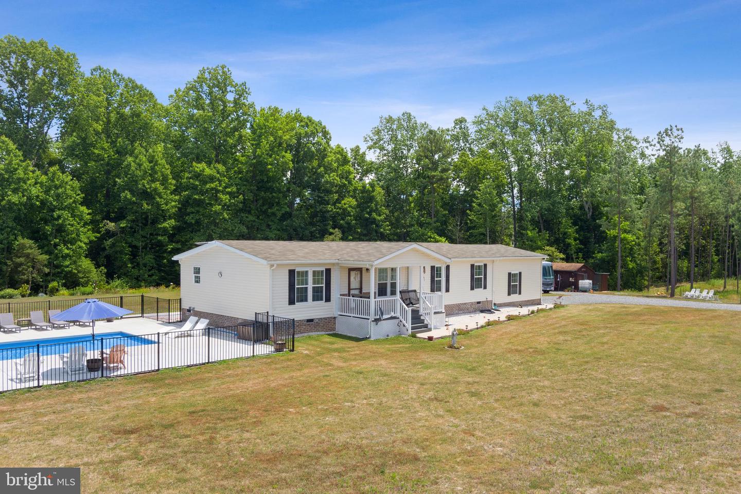 8258 MOUNT EAGLE RD, ASHLAND, Virginia 23005, 3 Bedrooms Bedrooms, ,2 BathroomsBathrooms,Residential,For sale,8258 MOUNT EAGLE RD,VAHA2000834 MLS # VAHA2000834