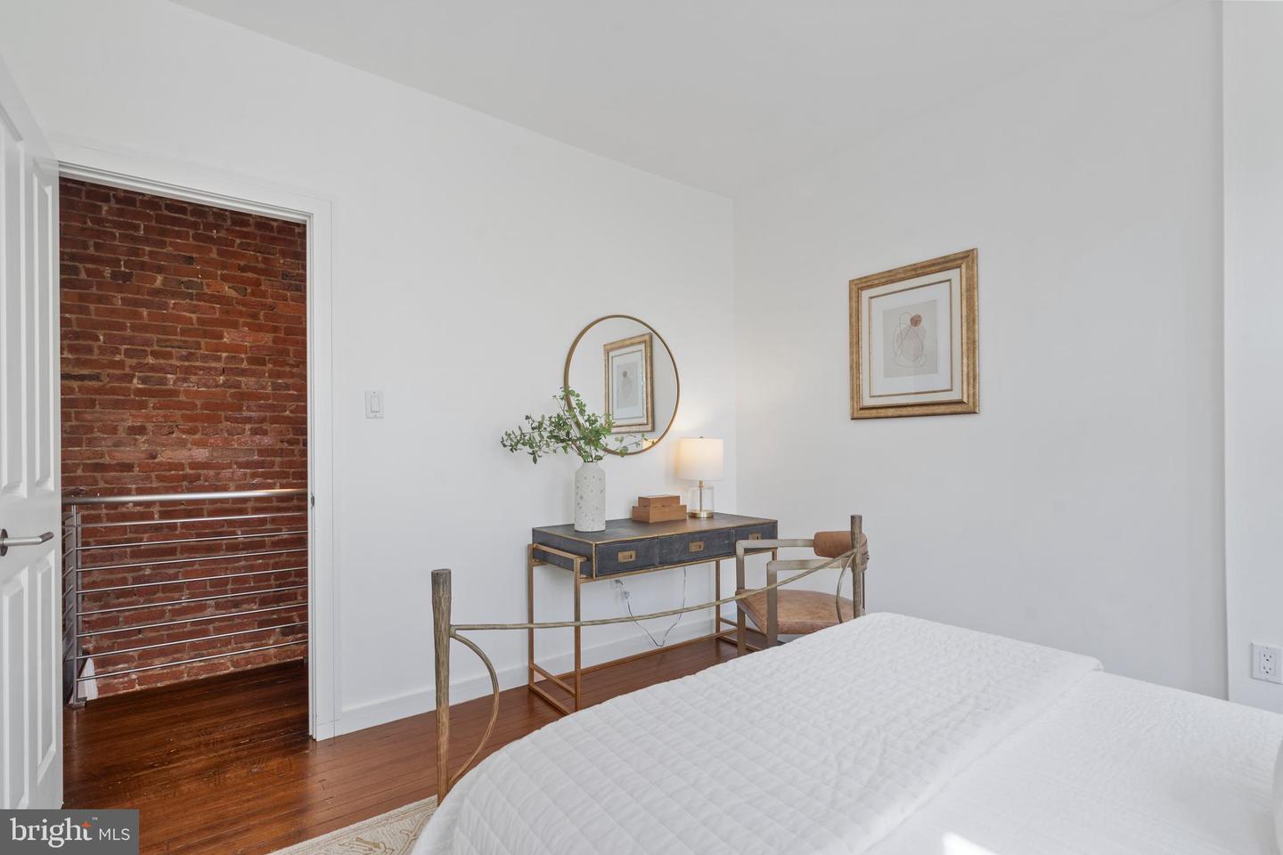 1024 G ST NE, WASHINGTON, District Of Columbia 20002, 3 Bedrooms Bedrooms, ,2 BathroomsBathrooms,Residential,For sale,1024 G ST NE,DCDC2161900 MLS # DCDC2161900