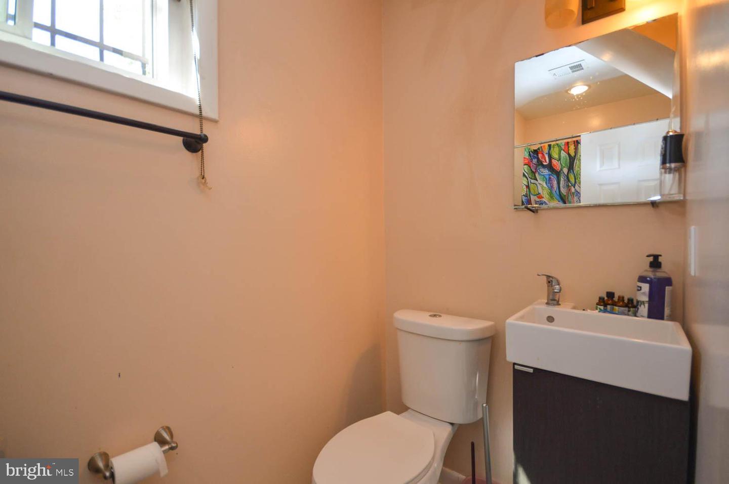 809 55TH ST NE, WASHINGTON, District Of Columbia 20019, 3 Bedrooms Bedrooms, ,3 BathroomsBathrooms,Residential,For sale,809 55TH ST NE,DCDC2162620 MLS # DCDC2162620