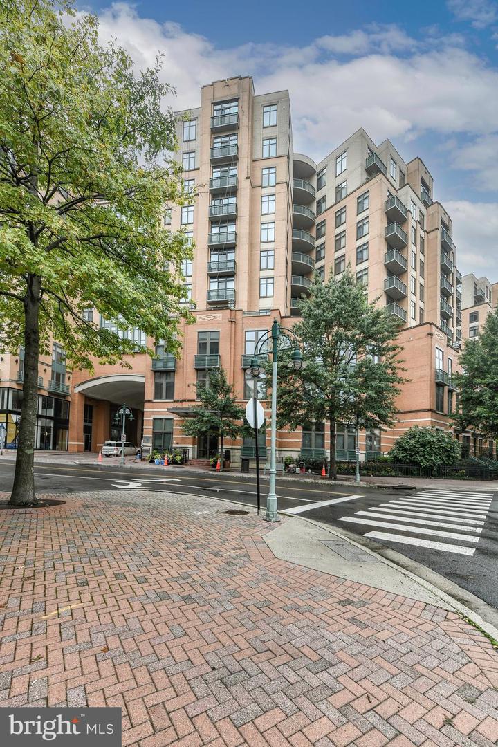 2720 S ARLINGTON MILL DR #309, ARLINGTON, Virginia 22206, 1 Bedroom Bedrooms, ,1 BathroomBathrooms,Residential,For sale,2720 S ARLINGTON MILL DR #309,VAAR2049416 MLS # VAAR2049416