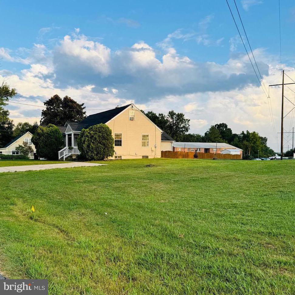 138 RIDGEWAY ST, FREDERICKSBURG, Virginia 22401, 3 Bedrooms Bedrooms, 3 Rooms Rooms,1 BathroomBathrooms,Residential,For sale,138 RIDGEWAY ST,VAFB2006898 MLS # VAFB2006898