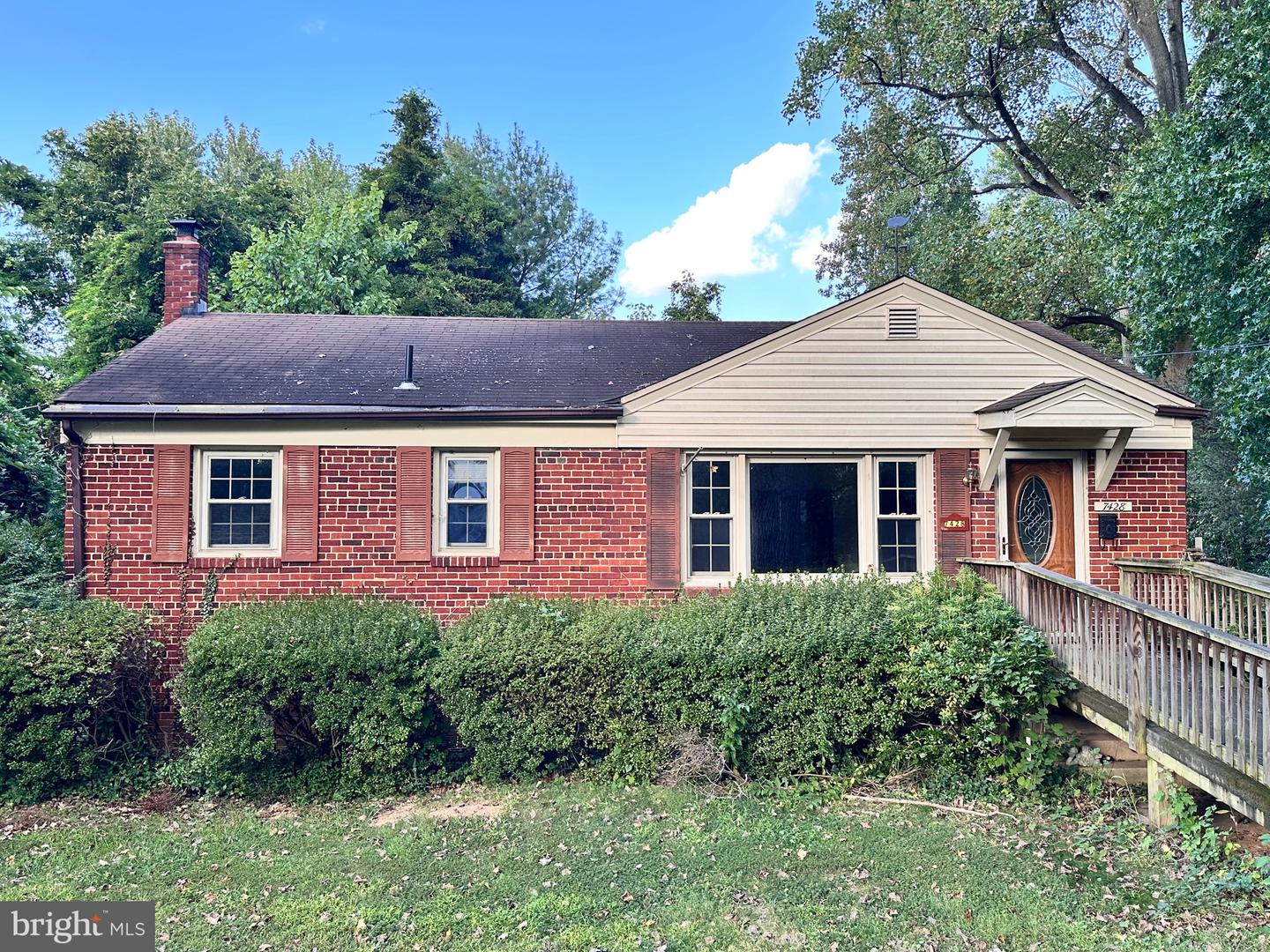 7428 NIGH RD, FALLS CHURCH, Virginia 22043, 3 Bedrooms Bedrooms, ,1 BathroomBathrooms,Residential,For sale,7428 NIGH RD,VAFX2202940 MLS # VAFX2202940