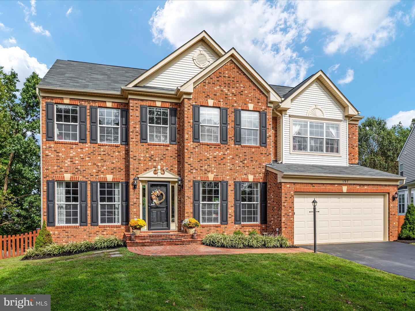 197 AUTUMN WIND CT, WARRENTON, Virginia 20186, 5 Bedrooms Bedrooms, ,3 BathroomsBathrooms,Residential,For sale,197 AUTUMN WIND CT,VAFQ2014190 MLS # VAFQ2014190