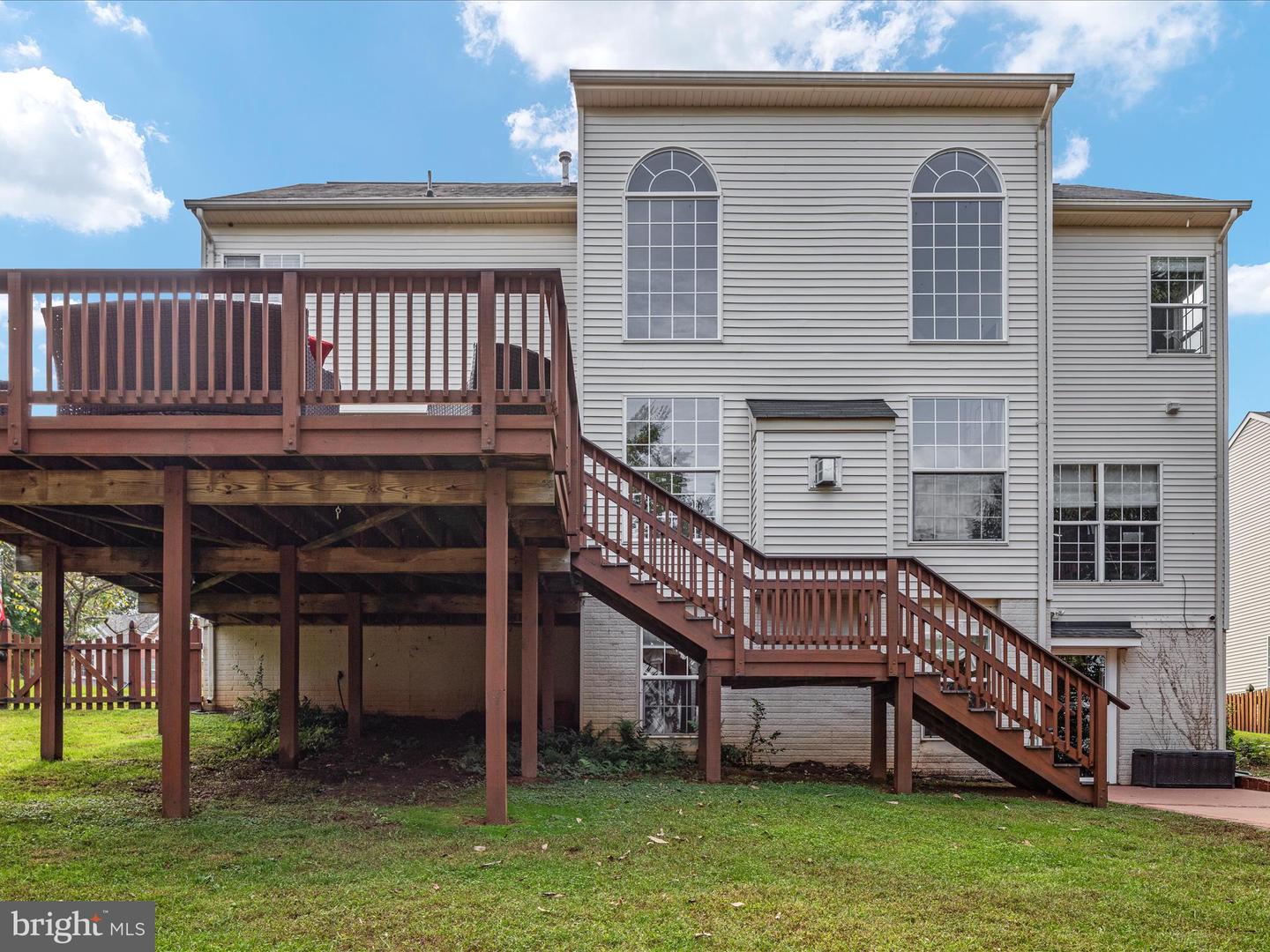 197 AUTUMN WIND CT, WARRENTON, Virginia 20186, 5 Bedrooms Bedrooms, ,3 BathroomsBathrooms,Residential,For sale,197 AUTUMN WIND CT,VAFQ2014190 MLS # VAFQ2014190