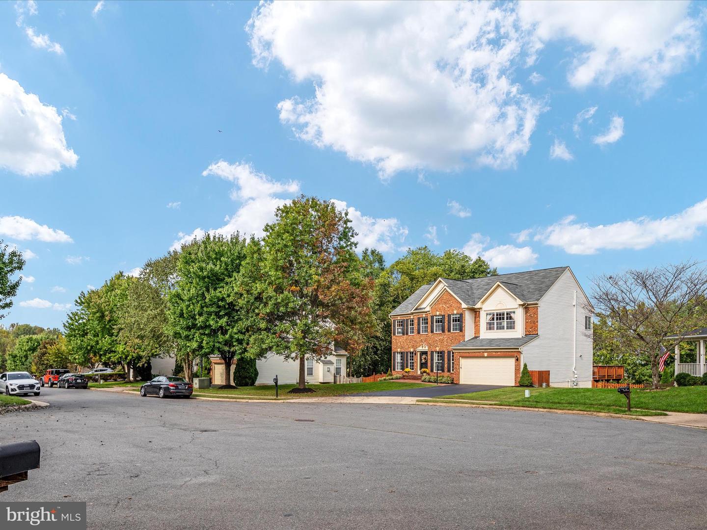 197 AUTUMN WIND CT, WARRENTON, Virginia 20186, 5 Bedrooms Bedrooms, ,3 BathroomsBathrooms,Residential,For sale,197 AUTUMN WIND CT,VAFQ2014190 MLS # VAFQ2014190