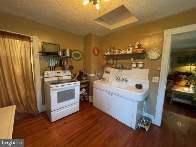 7427 KEITH RD, WARRENTON, Virginia 20186, 2 Bedrooms Bedrooms, ,1 BathroomBathrooms,Residential,For sale,7427 KEITH RD,VAFQ2014208 MLS # VAFQ2014208