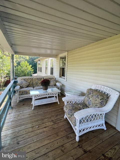 7427 KEITH RD, WARRENTON, Virginia 20186, 2 Bedrooms Bedrooms, ,1 BathroomBathrooms,Residential,For sale,7427 KEITH RD,VAFQ2014208 MLS # VAFQ2014208