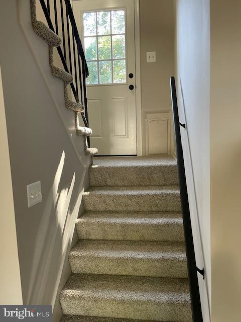 5305 MACWOOD DR, WOODBRIDGE, Virginia 22193, 3 Bedrooms Bedrooms, ,1 BathroomBathrooms,Residential,For sale,5305 MACWOOD DR,VAPW2080910 MLS # VAPW2080910