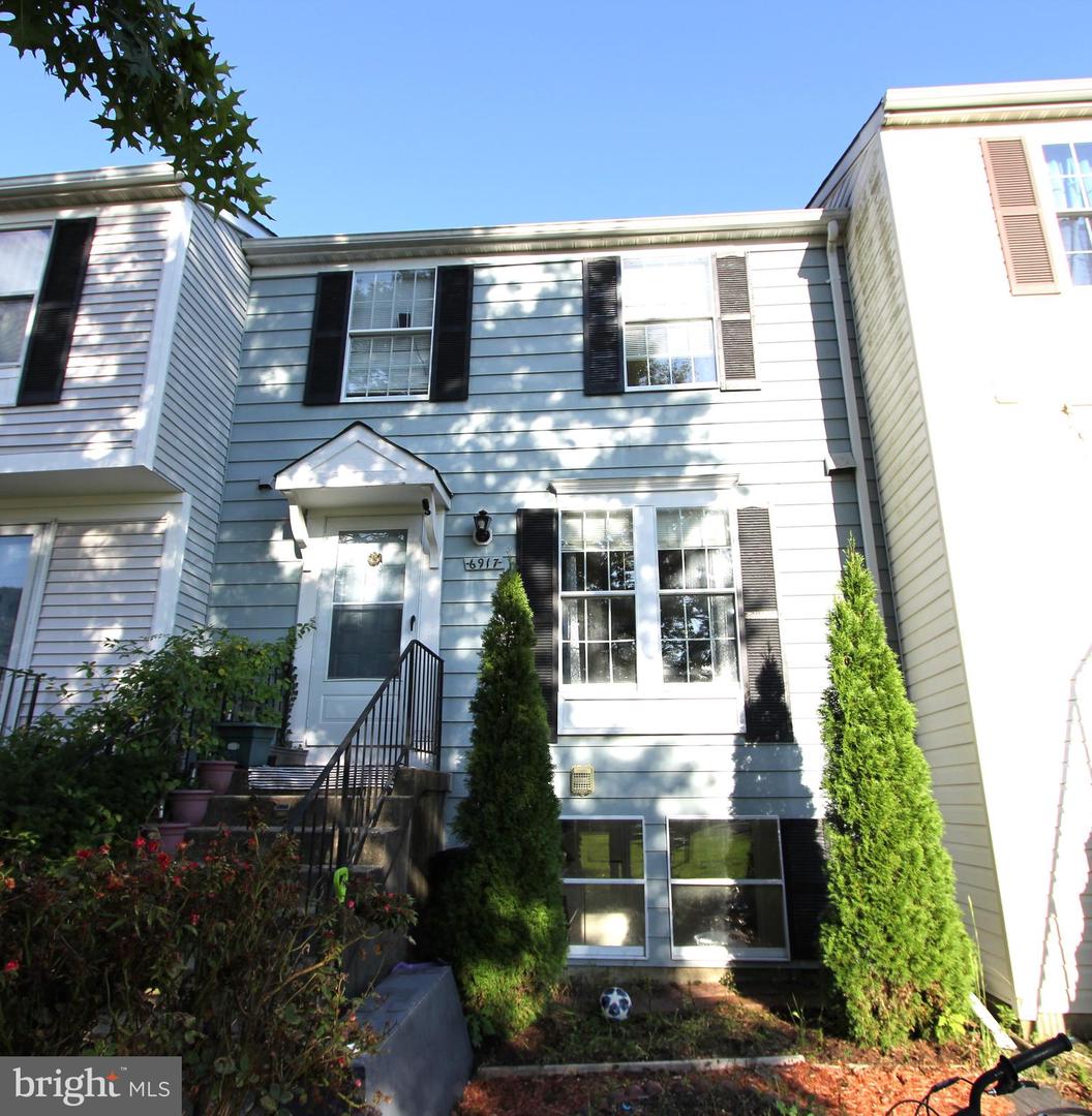 6917 VILLA DEL REY CT, SPRINGFIELD, Virginia 22150, 2 Bedrooms Bedrooms, ,2 BathroomsBathrooms,Residential,For sale,6917 VILLA DEL REY CT,VAFX2205230 MLS # VAFX2205230