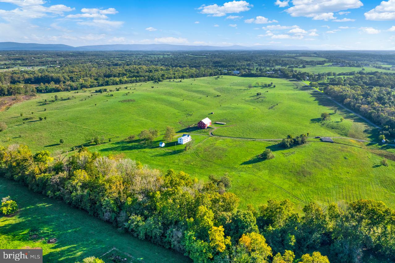 846 & 850 PIERCE RD, BERRYVILLE, Virginia 22611, 3 Bedrooms Bedrooms, ,2 BathroomsBathrooms,Residential,For sale,846 & 850 PIERCE RD,VACL2003036 MLS # VACL2003036