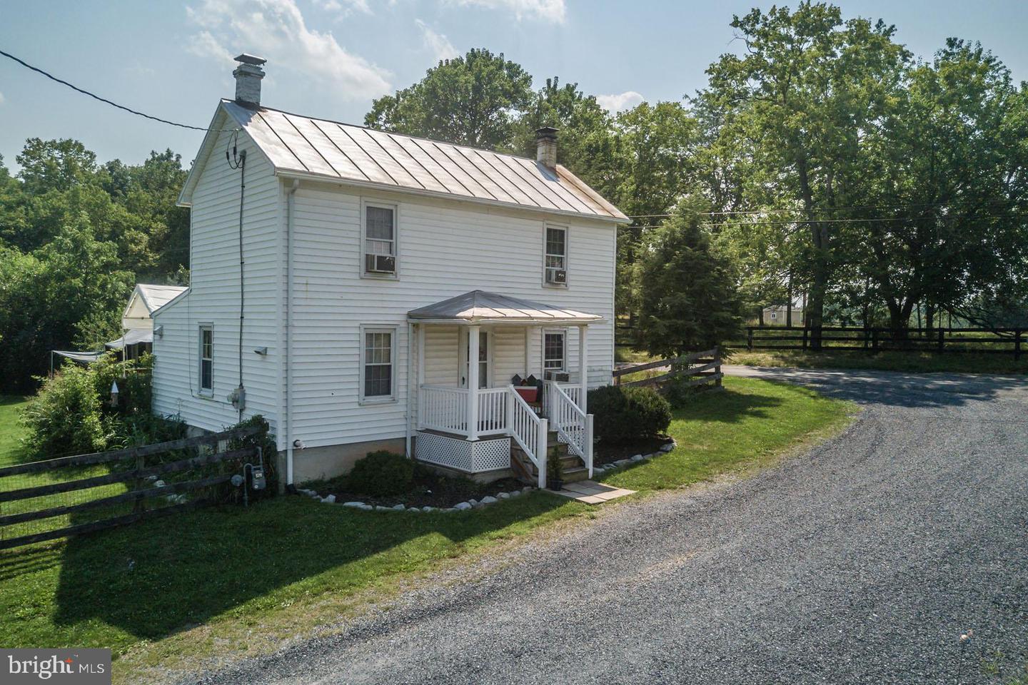 846 & 850 PIERCE RD, BERRYVILLE, Virginia 22611, 3 Bedrooms Bedrooms, ,2 BathroomsBathrooms,Residential,For sale,846 & 850 PIERCE RD,VACL2003036 MLS # VACL2003036