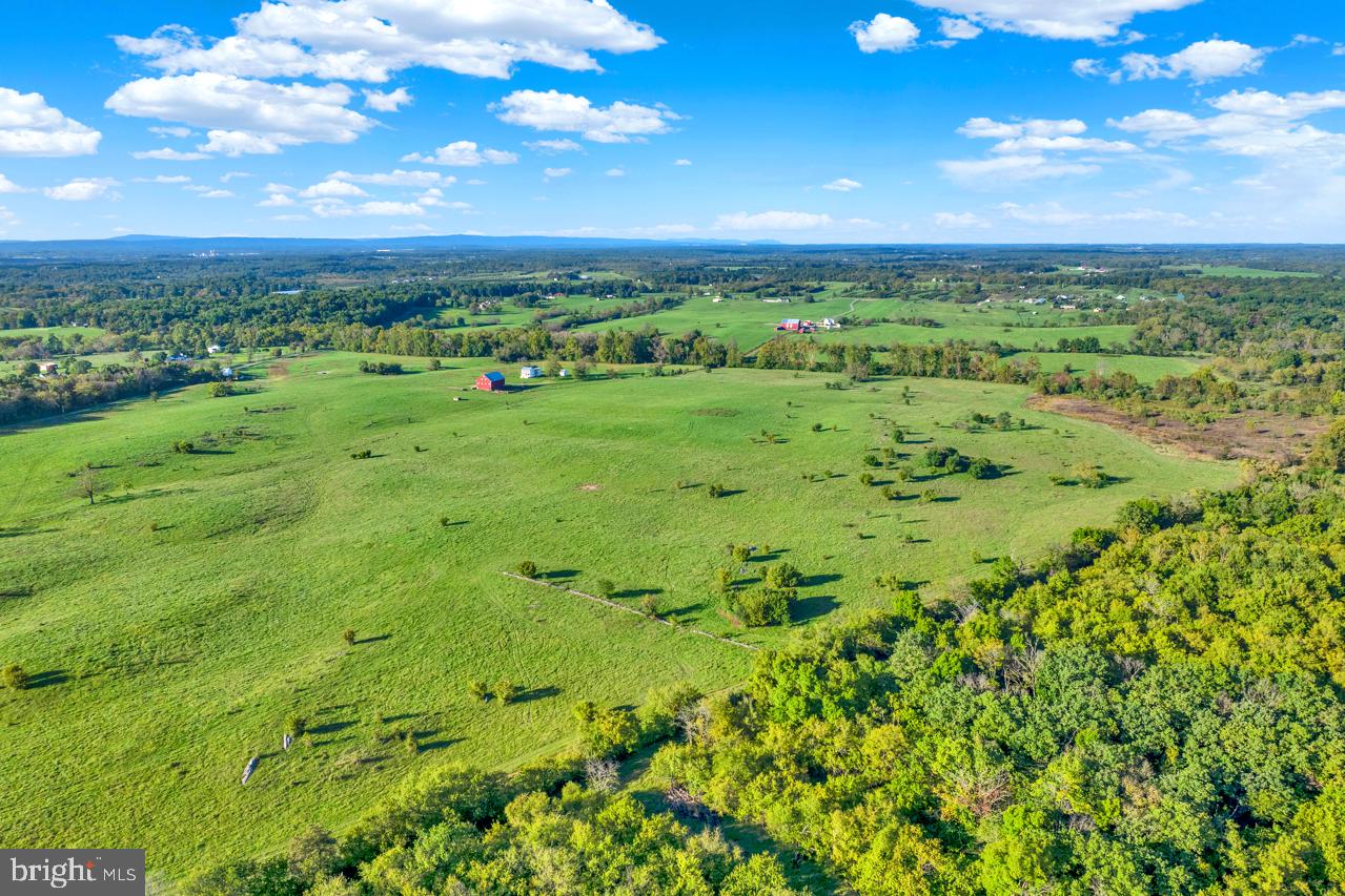 846 & 850 PIERCE RD, BERRYVILLE, Virginia 22611, 3 Bedrooms Bedrooms, ,2 BathroomsBathrooms,Residential,For sale,846 & 850 PIERCE RD,VACL2003036 MLS # VACL2003036