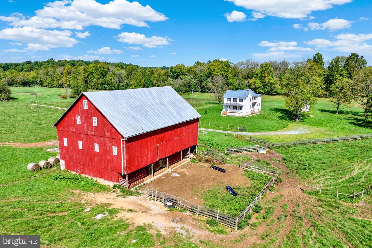 846 & 850 PIERCE RD, BERRYVILLE, Virginia 22611, 3 Bedrooms Bedrooms, ,2 BathroomsBathrooms,Residential,For sale,846 & 850 PIERCE RD,VACL2003036 MLS # VACL2003036