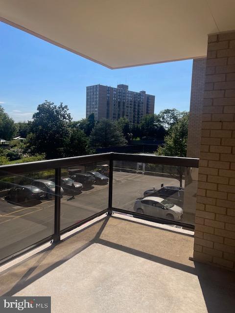 205 YOAKUM PKWY #309, ALEXANDRIA, Virginia 22304, 2 Bedrooms Bedrooms, ,2 BathroomsBathrooms,Residential,For sale,205 YOAKUM PKWY #309,VAAX2038684 MLS # VAAX2038684