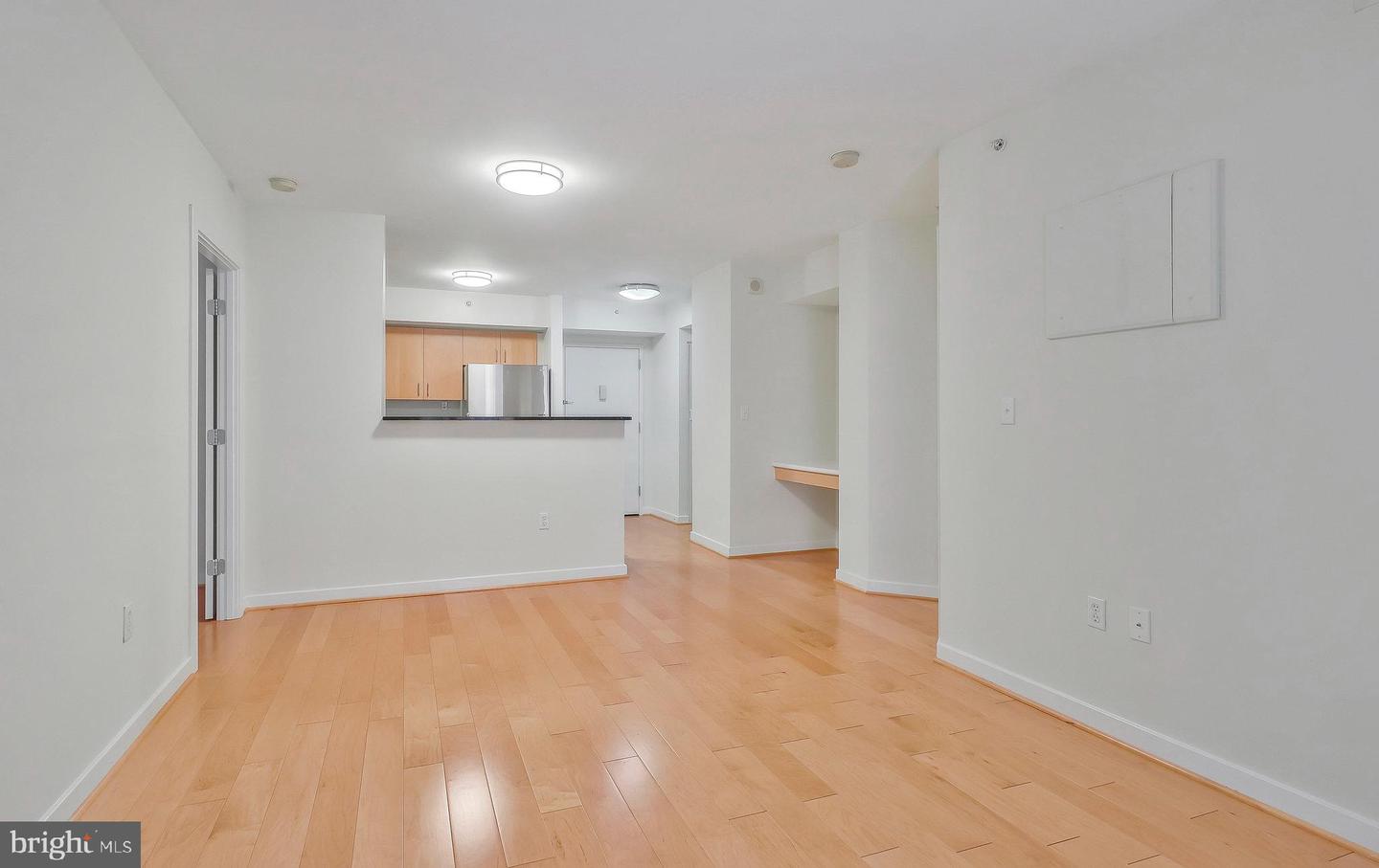 1000 NEW JERSEY AVE SE #528, WASHINGTON, District Of Columbia 20003, 2 Bedrooms Bedrooms, ,1 BathroomBathrooms,Residential,For sale,1000 NEW JERSEY AVE SE #528,DCDC2163302 MLS # DCDC2163302