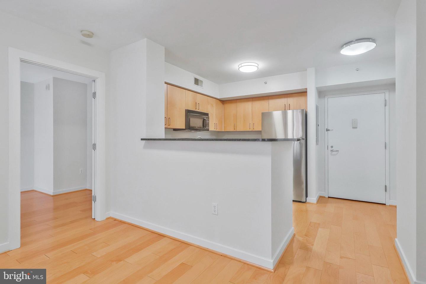 1000 NEW JERSEY AVE SE #528, WASHINGTON, District Of Columbia 20003, 2 Bedrooms Bedrooms, ,1 BathroomBathrooms,Residential,For sale,1000 NEW JERSEY AVE SE #528,DCDC2163302 MLS # DCDC2163302