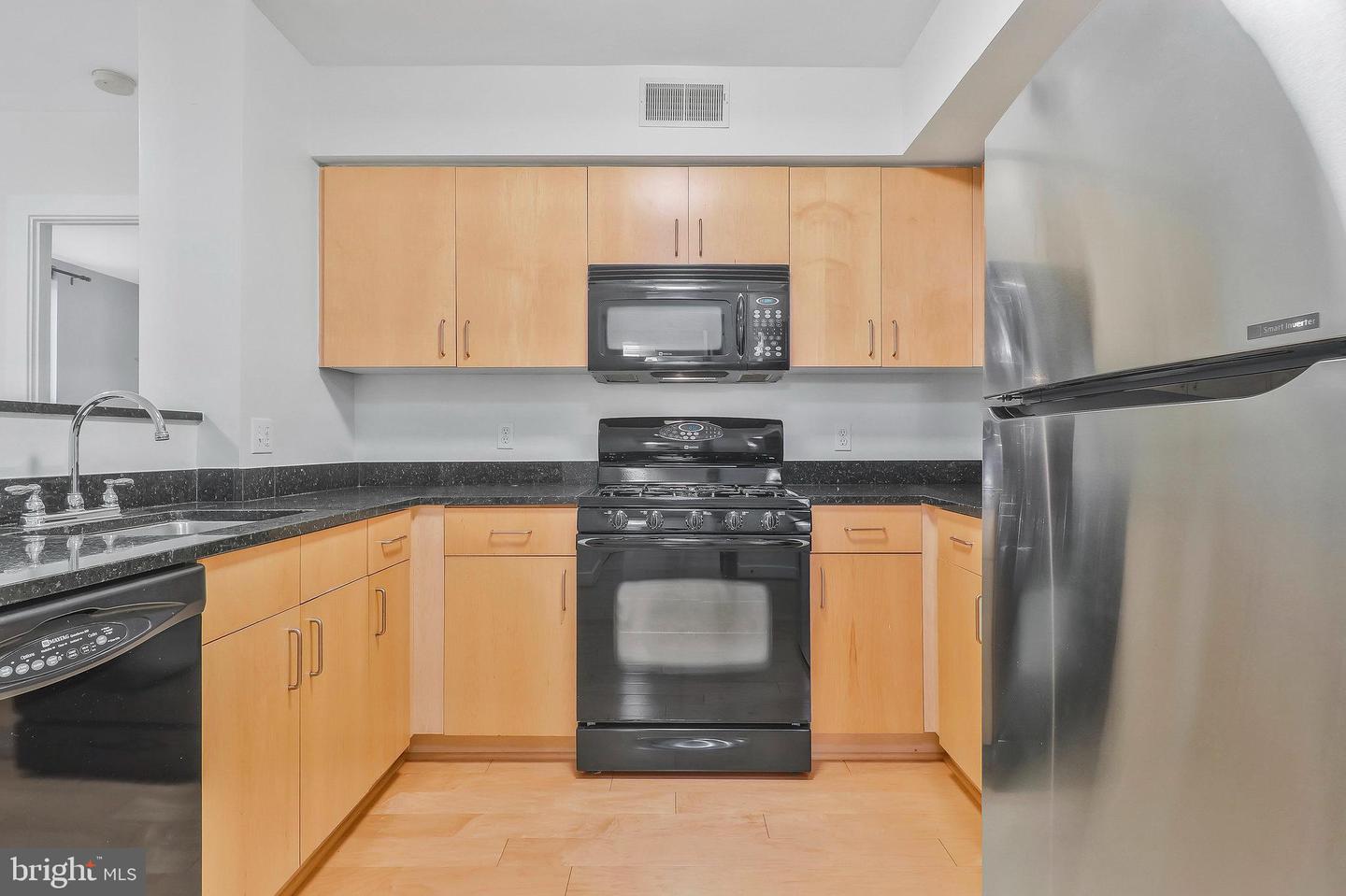 1000 NEW JERSEY AVE SE #528, WASHINGTON, District Of Columbia 20003, 2 Bedrooms Bedrooms, ,1 BathroomBathrooms,Residential,For sale,1000 NEW JERSEY AVE SE #528,DCDC2163302 MLS # DCDC2163302