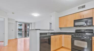 1000 NEW JERSEY AVE SE #528, WASHINGTON, District Of Columbia 20003, 2 Bedrooms Bedrooms, ,1 BathroomBathrooms,Residential,For sale,1000 NEW JERSEY AVE SE #528,DCDC2163302 MLS # DCDC2163302